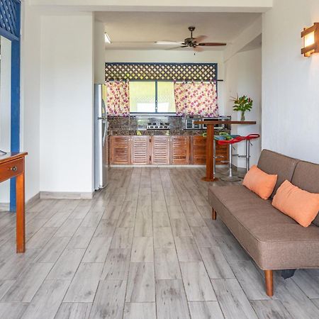 Mot Mot Vacation Lägenhet Sámara Exteriör bild